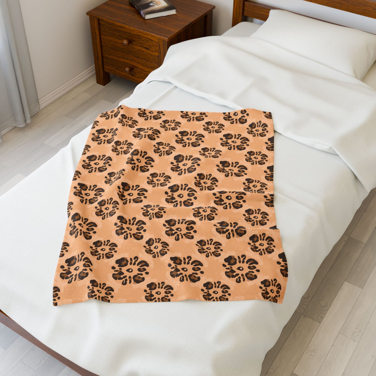 Plush Blanket - Unique Leopard Print Design